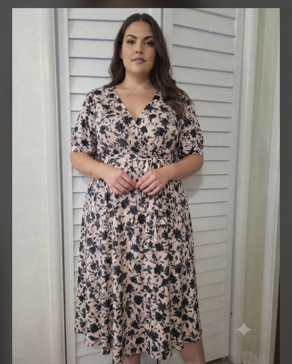 Torrid Women’s 4XL Black/Beige Floral Maxi Midi Dress V-Neck 3/4 Drawstring